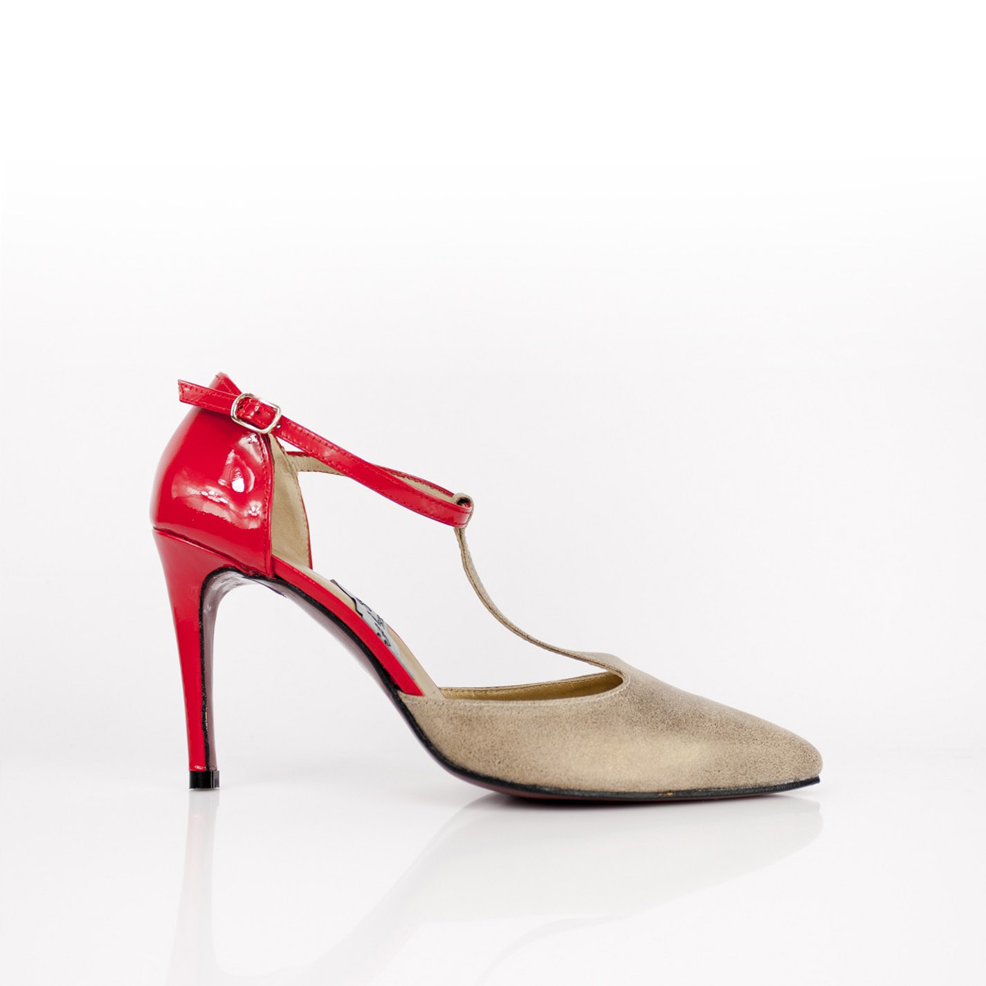 391 - Jorge Larrañaga zapatos mujer rojos charol