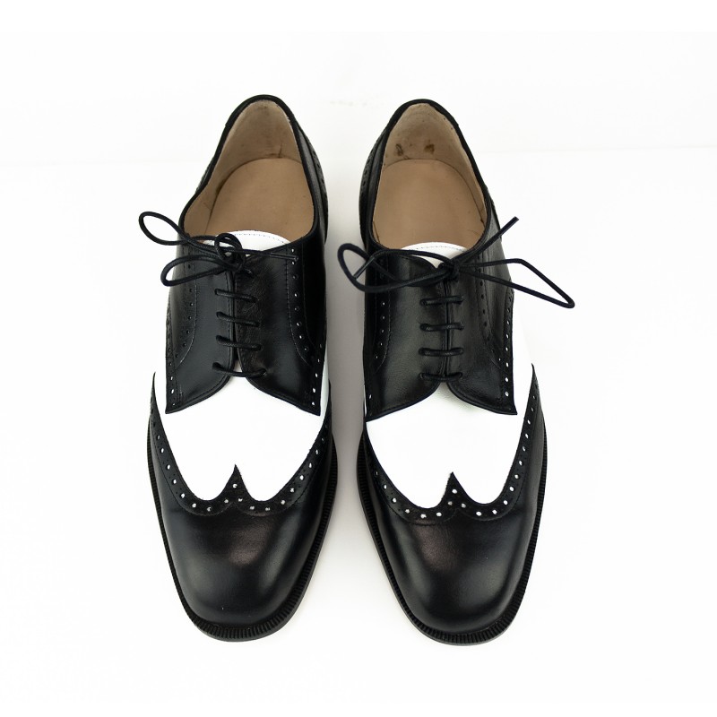 zapatos de hombre oxford hechos a mano en piel color negro y