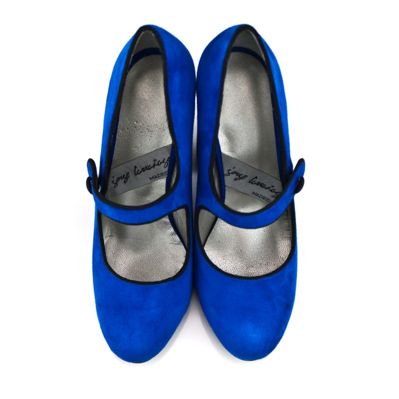 zapatos salon azules en ante indigo con tacon ancho de 9 cm