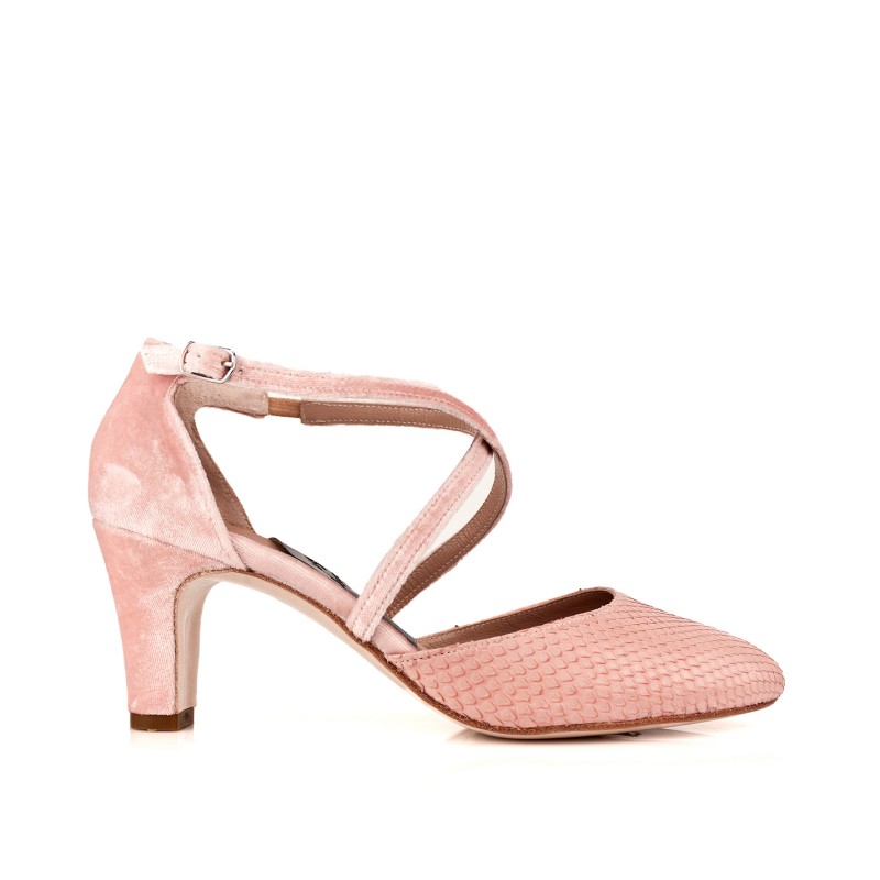 zapatos de novia rosas en piton y terciopelo con tacon de 6 cm