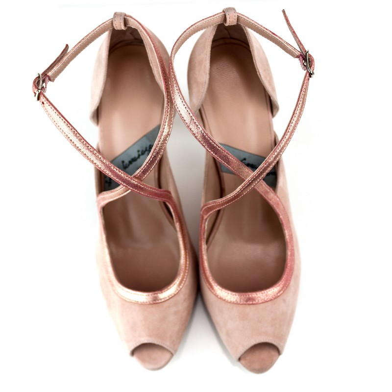 zapatos peeptoes de novia rosas con plataforma y tacon de 9 cm