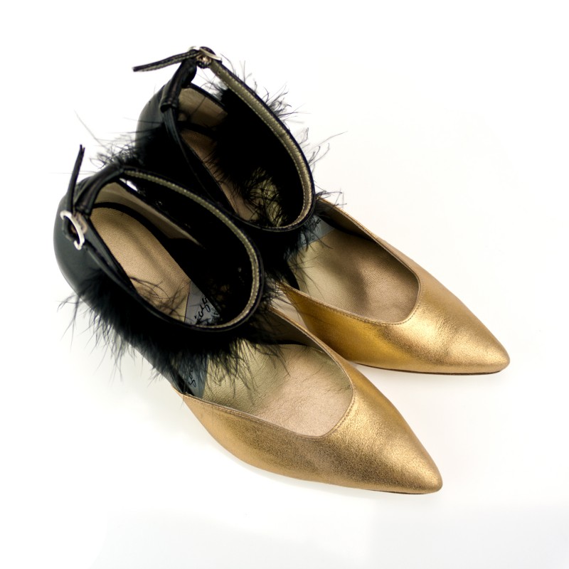 Zapatos salon mujer oro con de 9 cm adorno plumas