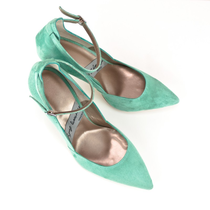Zapatos salón de en ante verde con tacon de 8 cm