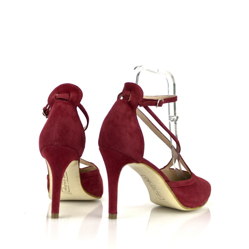zapatos salon en ante rojo burdeos con tacon de 8cm