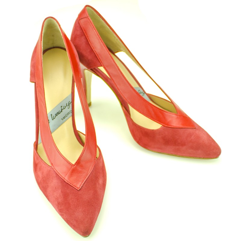 zapatos de fiesta salon mujer rojos en ante y piel con tacon de 8 cm